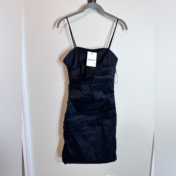 Women’s Bardot melbourne Medium black mini fitting stretch Dress New - Picture 4 of 6